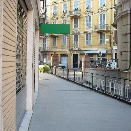 Appartamento Al Mare Di Вентимиля Екстериор снимка
