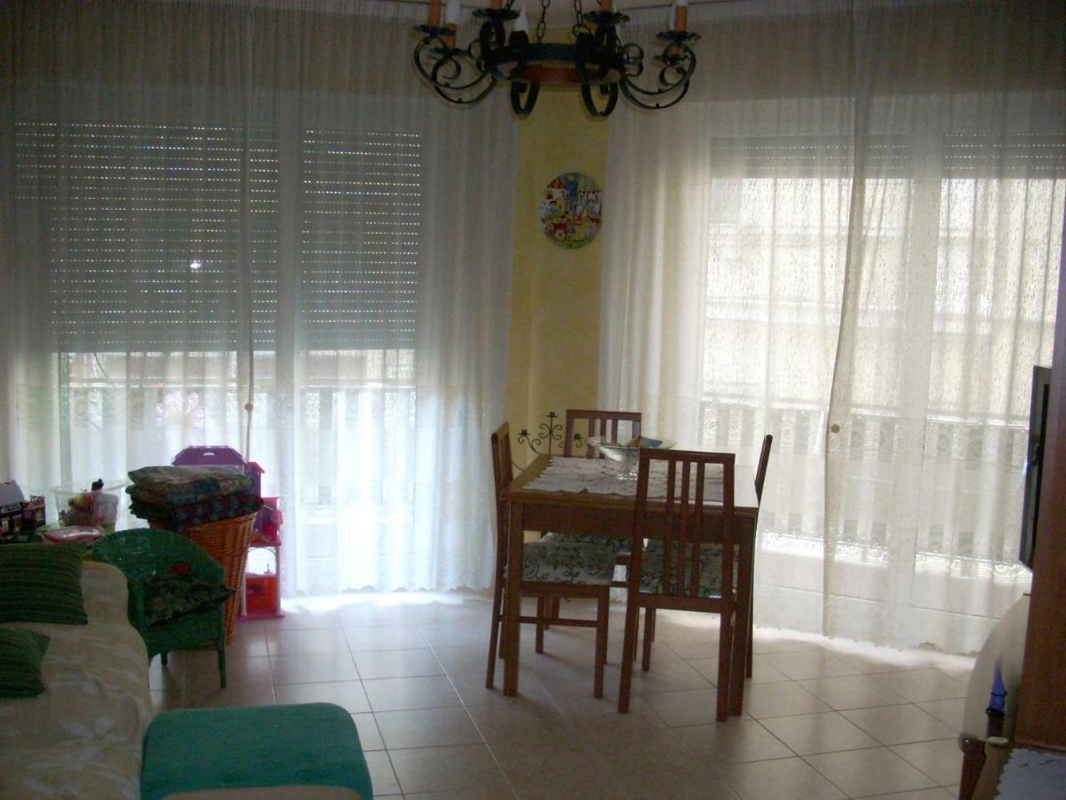 Appartamento Al Mare Di Вентимиля Екстериор снимка
